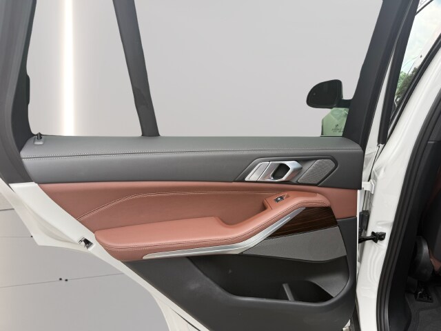 2026 BMW X5 40i - Photo 16