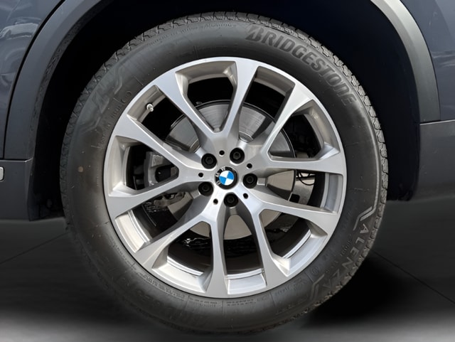 2022 BMW X5 40i - Photo 11