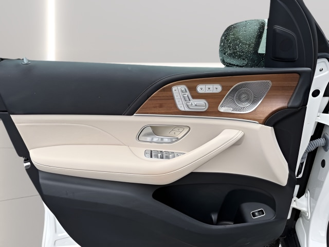 2024 Mercedes-Benz GLS Base - Photo 17
