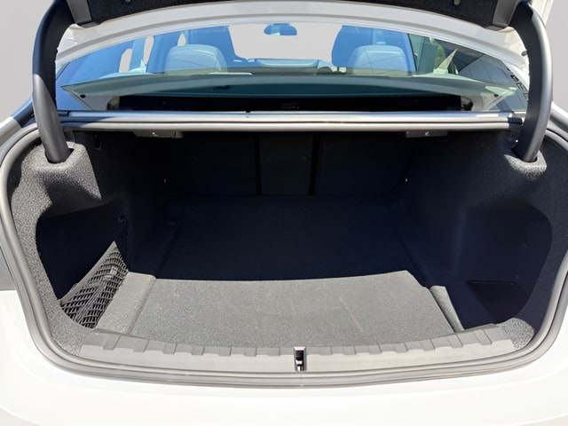 2026 BMW 3 Series 330i - Photo 30