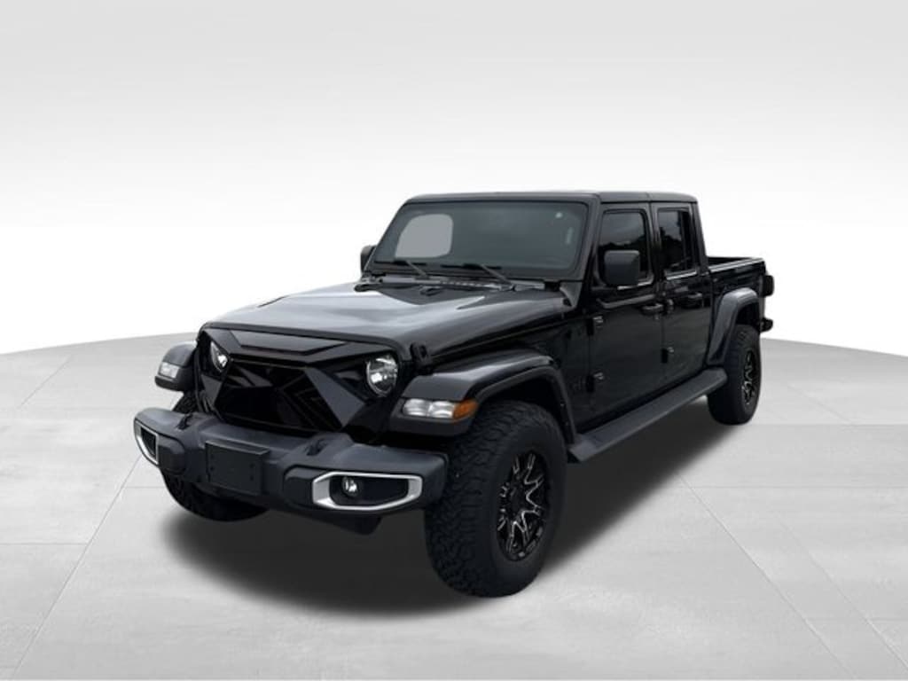 Used 2021 Jeep Gladiator Sport Truck