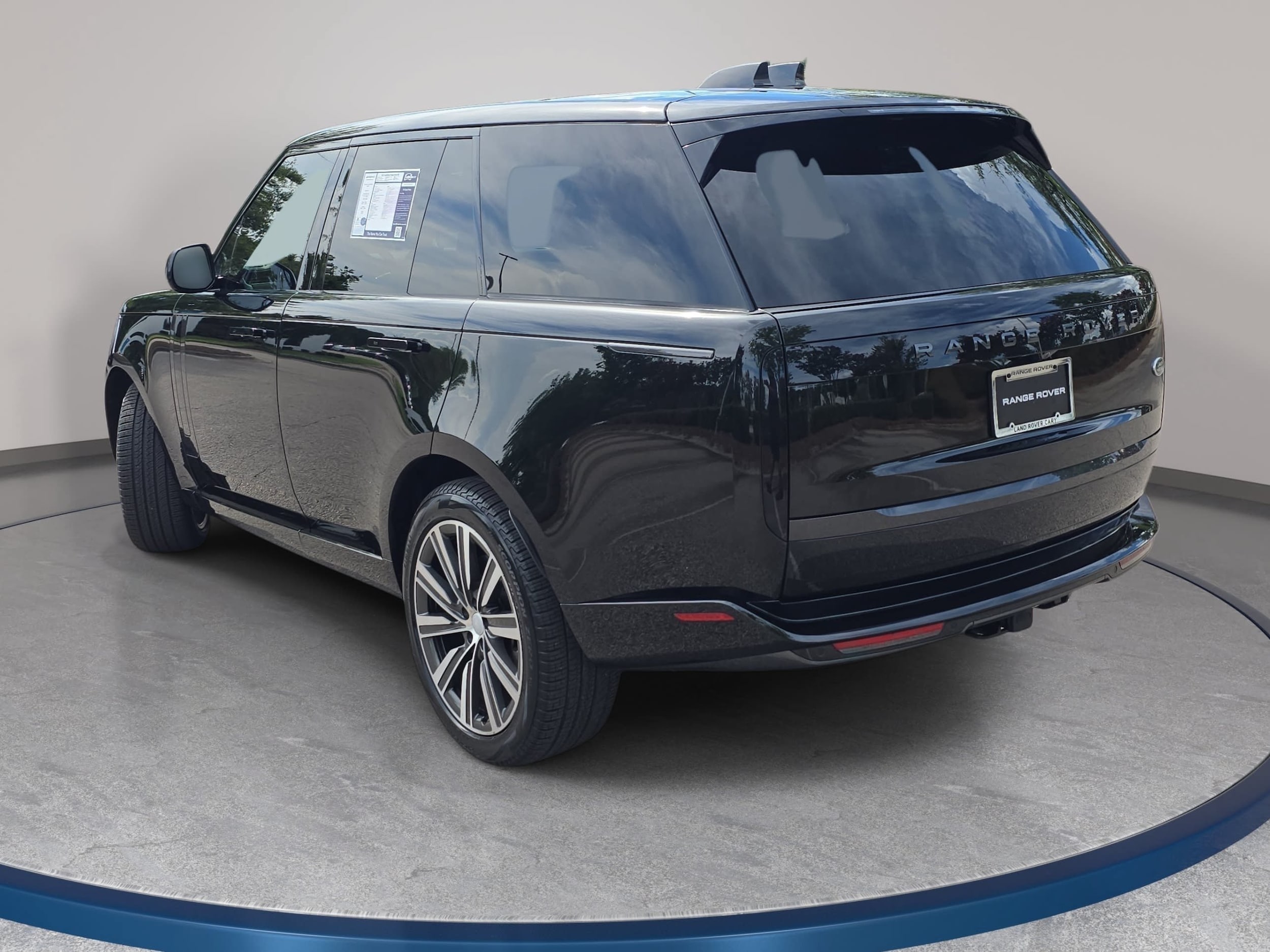 2023 Land Rover Range Rover SE - Photo 7