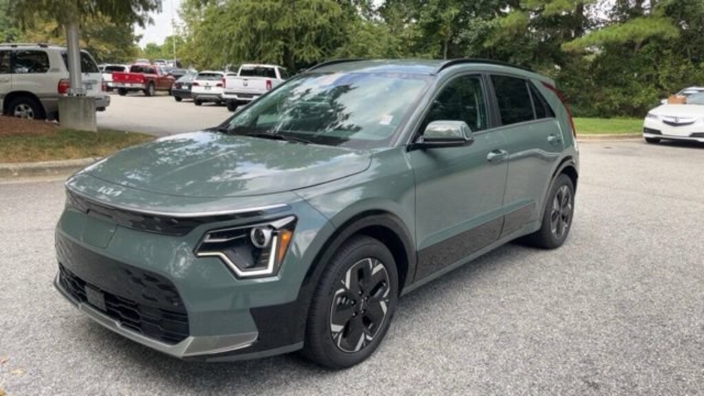 Used 2025 Kia Niro EV Wind SUV
