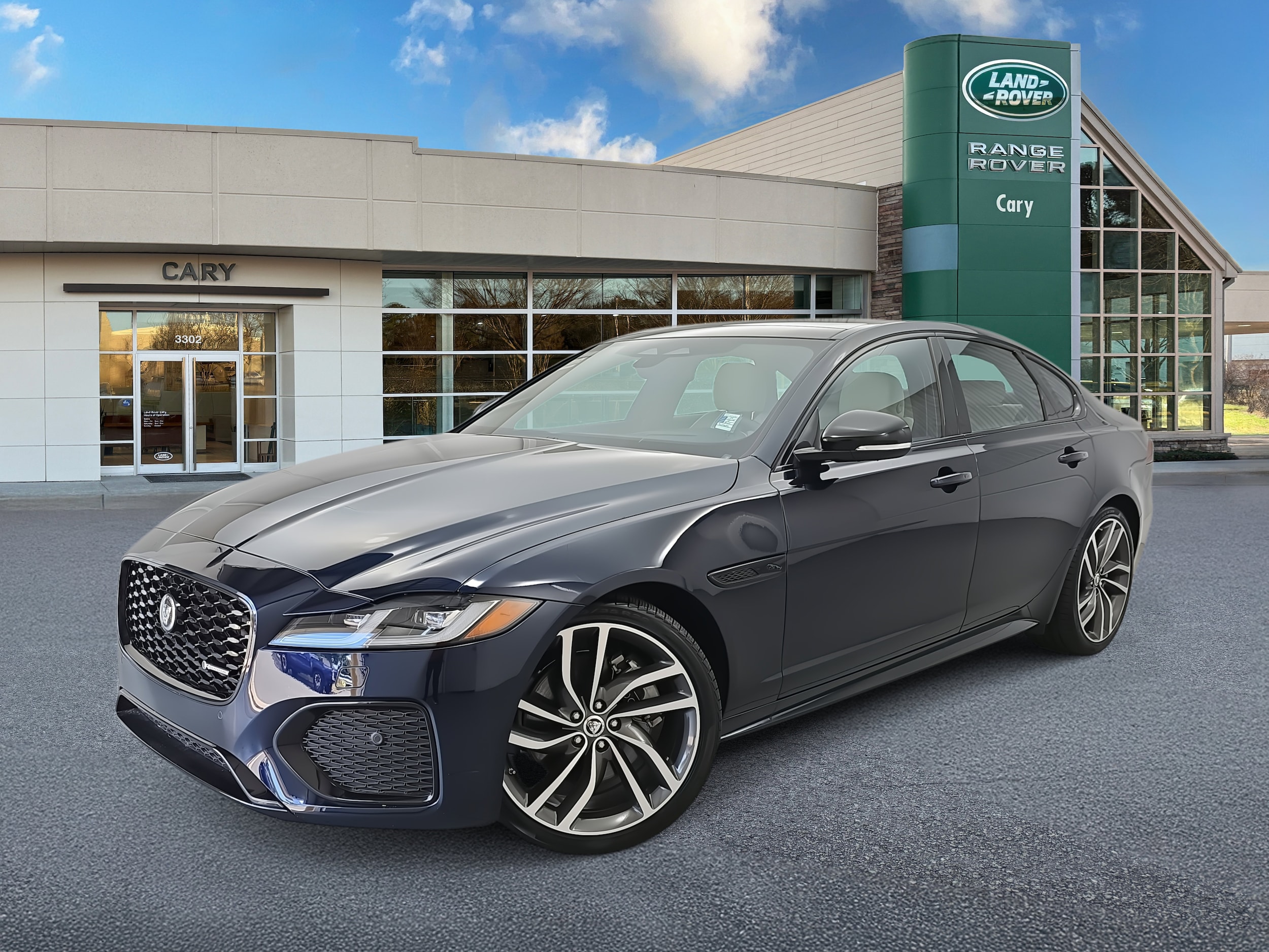2024 Jaguar XF R-Dynamic SE