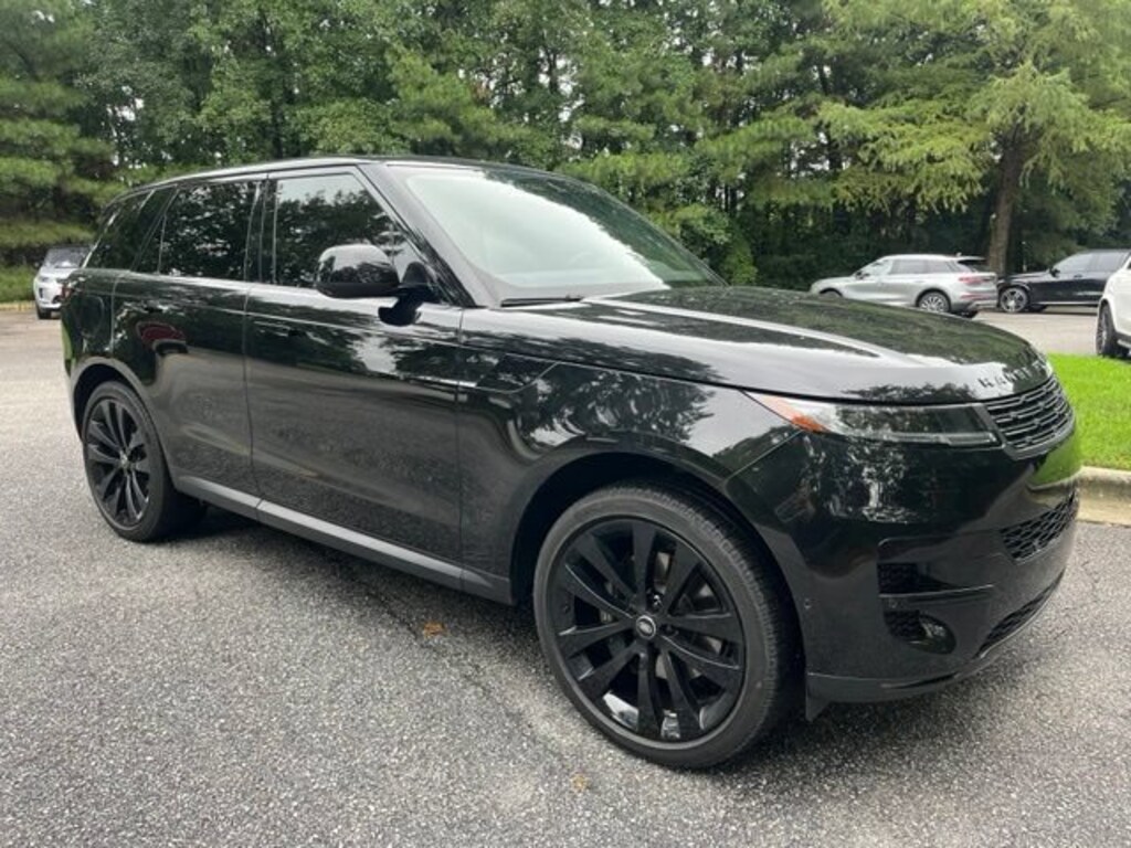 Used 2025 Land Rover Range Rover Sport P360 SE SUV