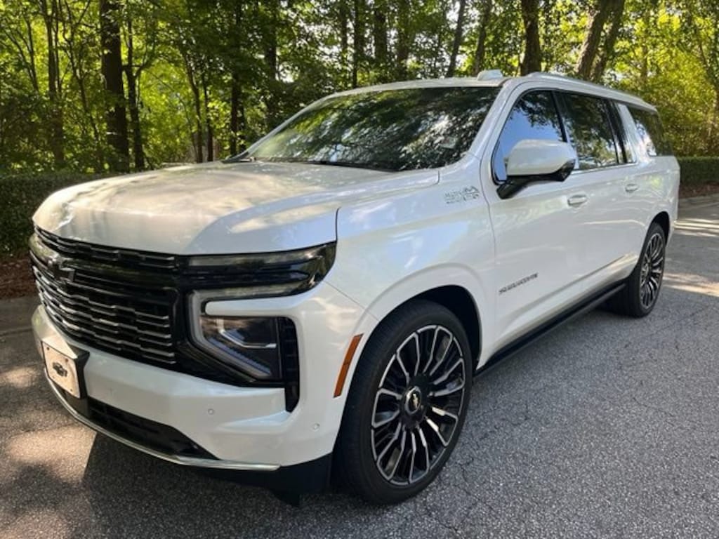 Used 2025 Chevrolet Suburban High Country SUV