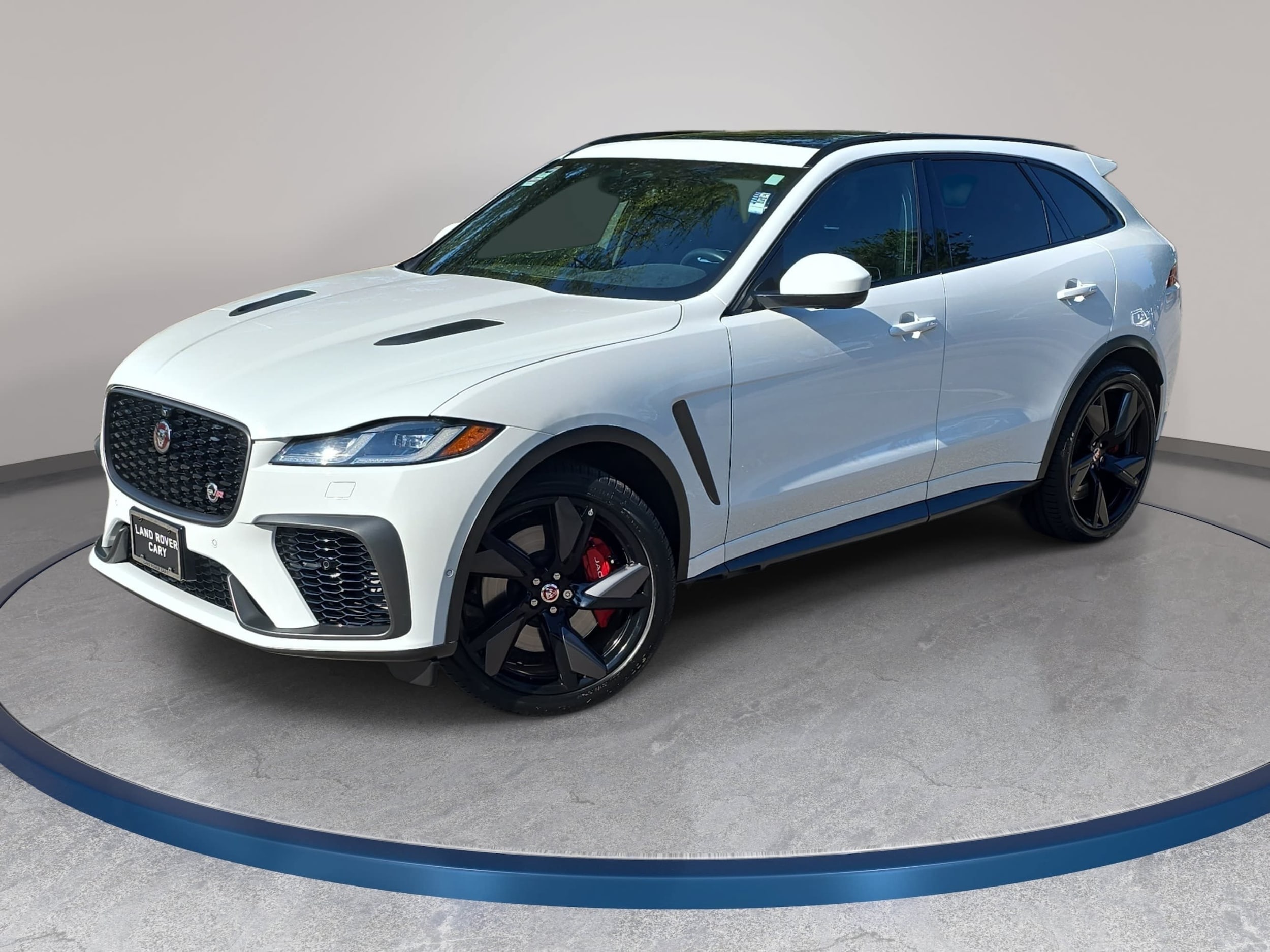 2023 Jaguar F-PACE SVR
