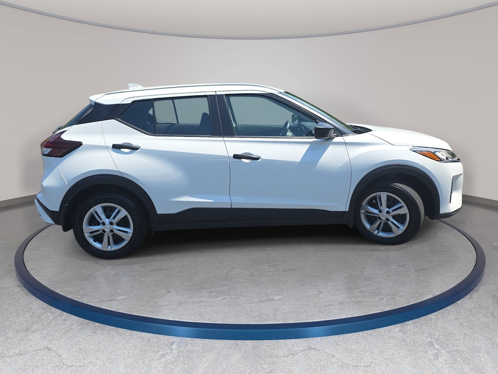 Used 2025 Nissan Kicks Play S SUV