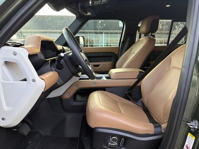 2026 Land Rover Defender X-Dynamic SE - Photo 11