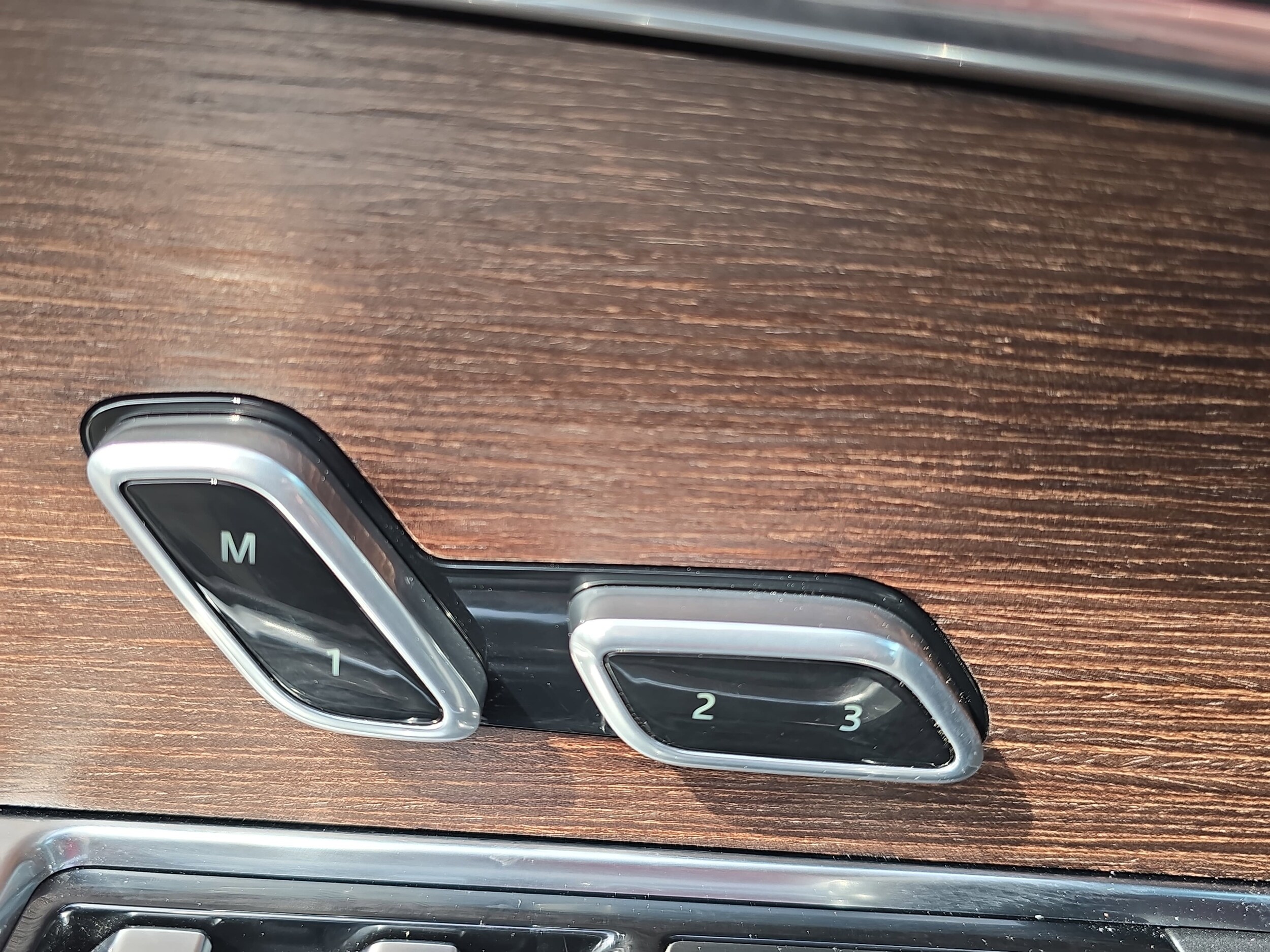 2025 Land Rover Range Rover Autobiography - Photo 30
