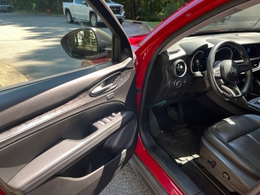 Used 2021 Alfa Romeo Stelvio SUV