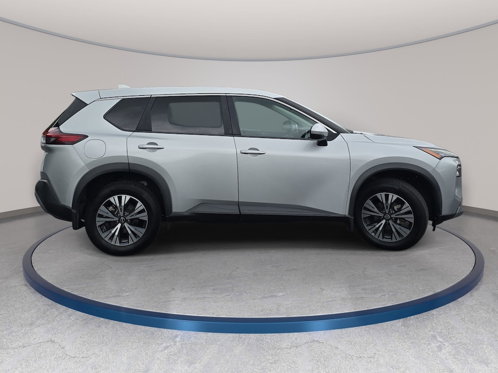 Used 2022 Nissan Rogue SV SUV