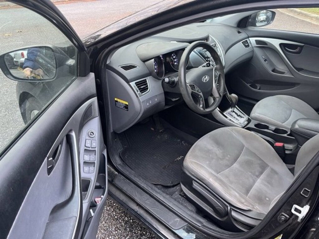 Used 2013 Hyundai Elantra GLS Sedan