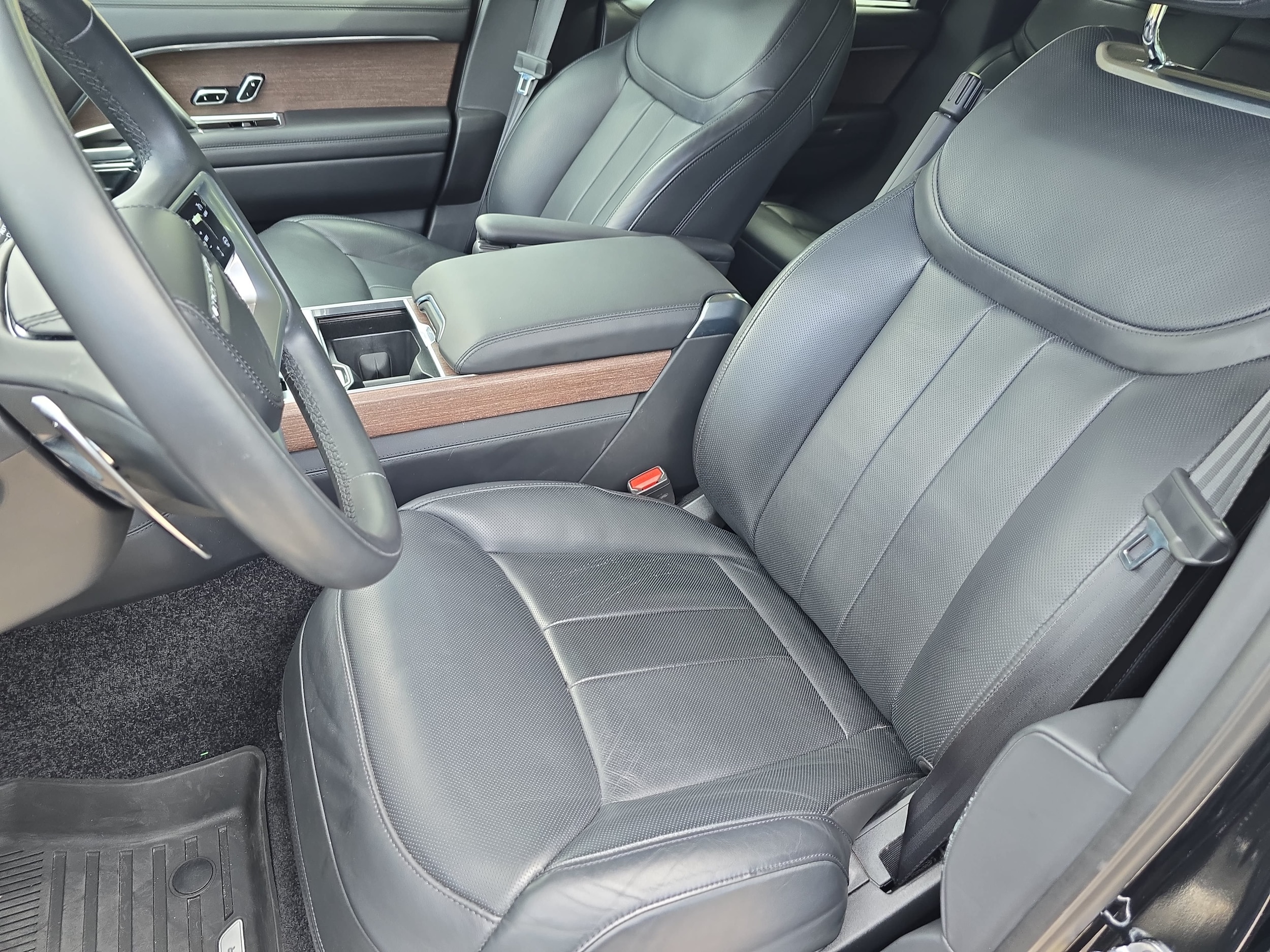 2023 Land Rover Range Rover SE - Photo 15