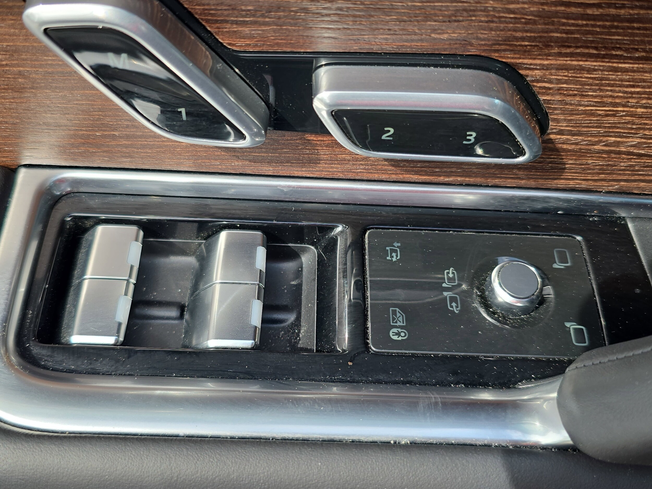 2025 Land Rover Range Rover Autobiography - Photo 29