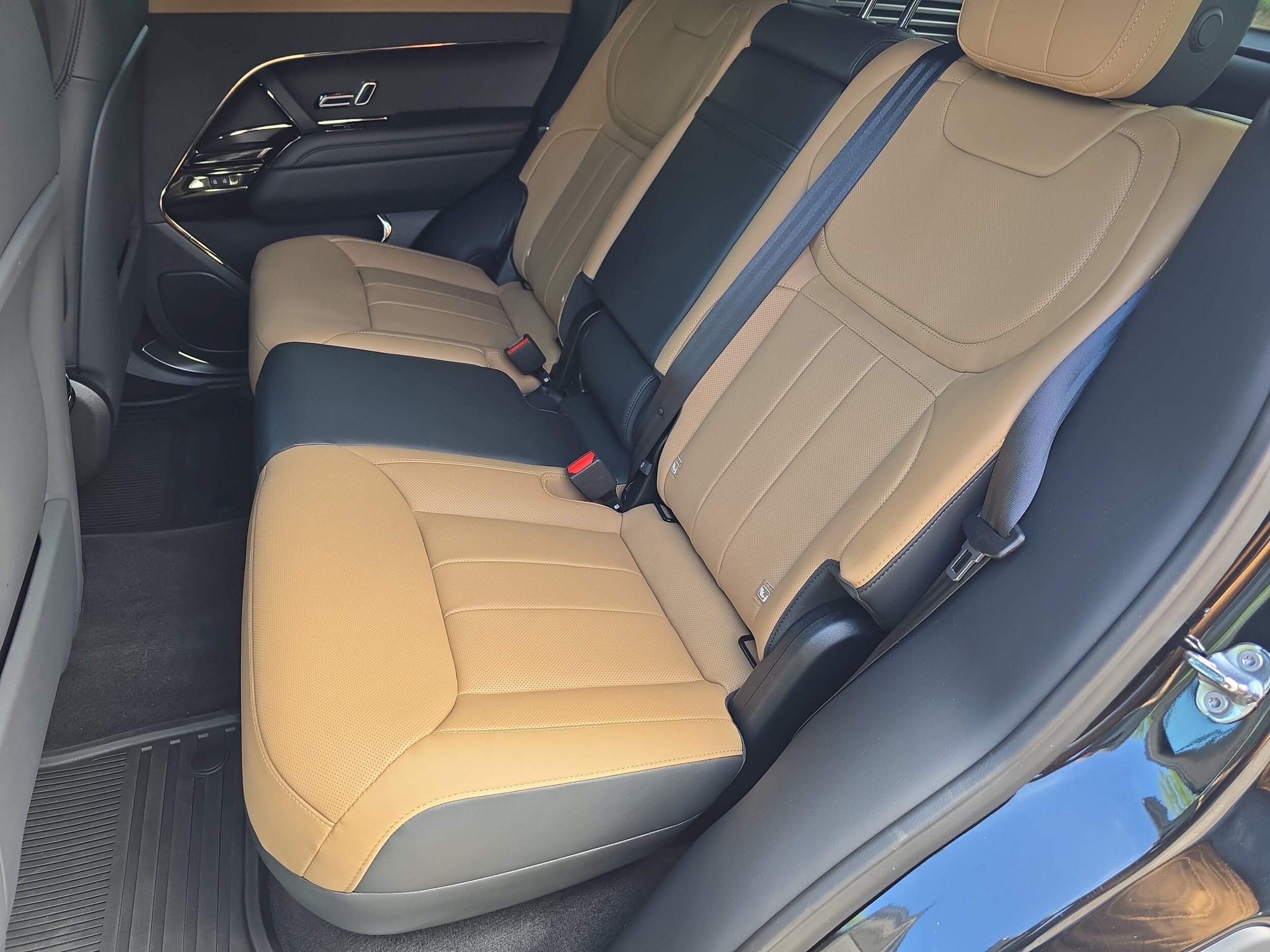 2025 Land Rover Range Rover Sport Dynamic SE - Photo 14