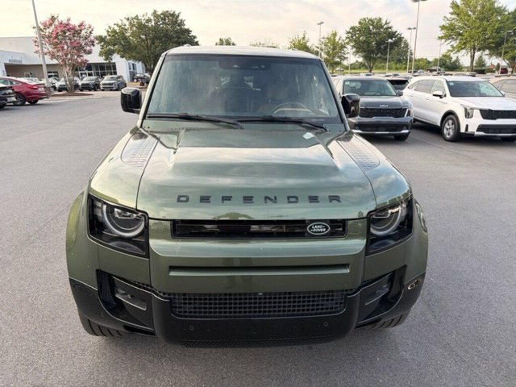 Used 2026 Land Rover Defender 130 X-Dynamic SE SUV