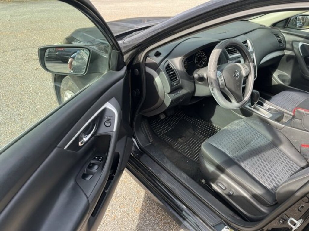 Used 2016 Nissan Altima 2.5 S Sedan