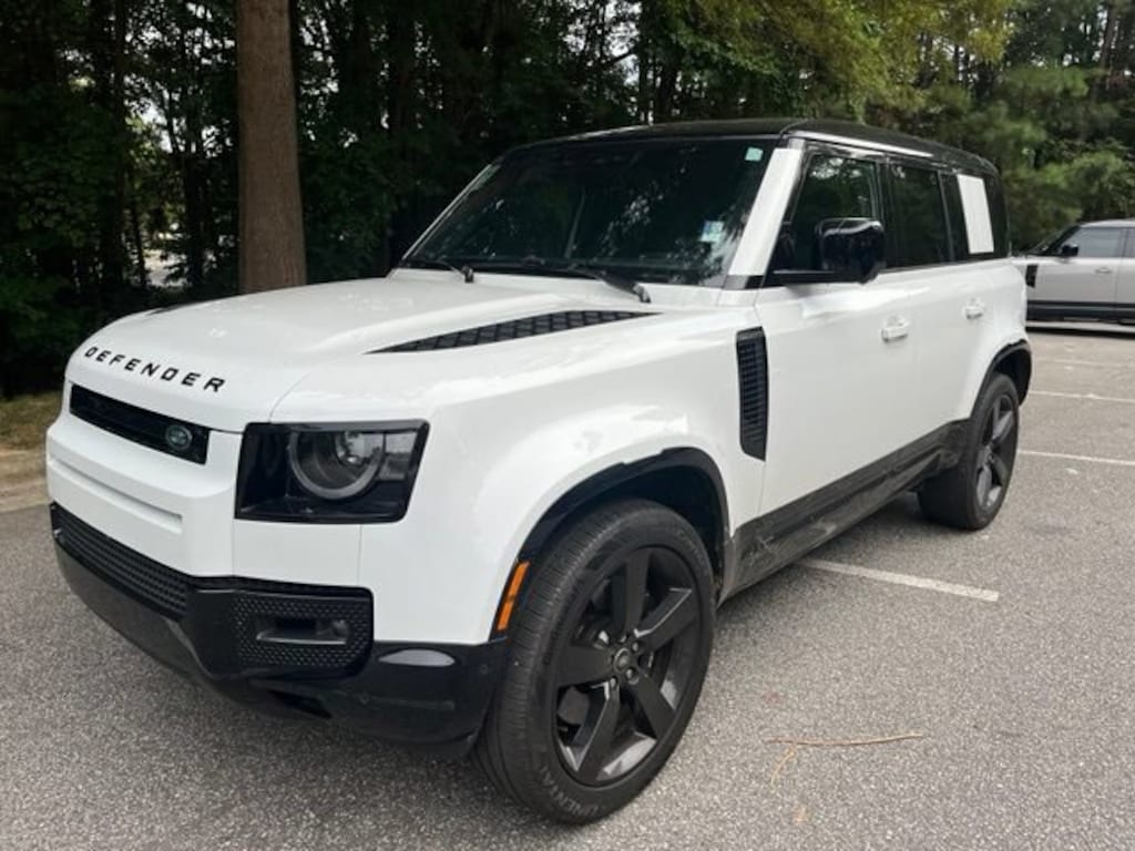 Used 2025 Land Rover Defender 110 V8 SUV