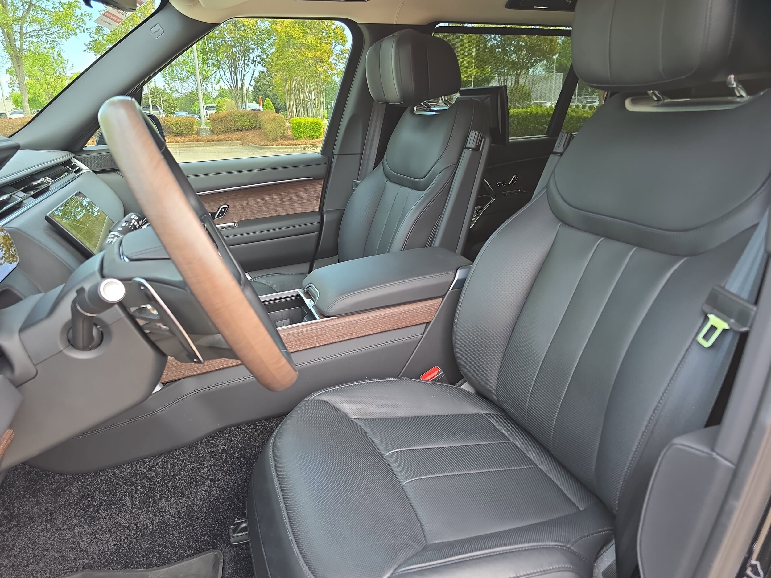 2025 Land Rover Range Rover Autobiography - Photo 16