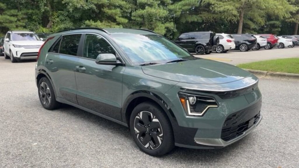 Used 2025 Kia Niro EV Wind SUV