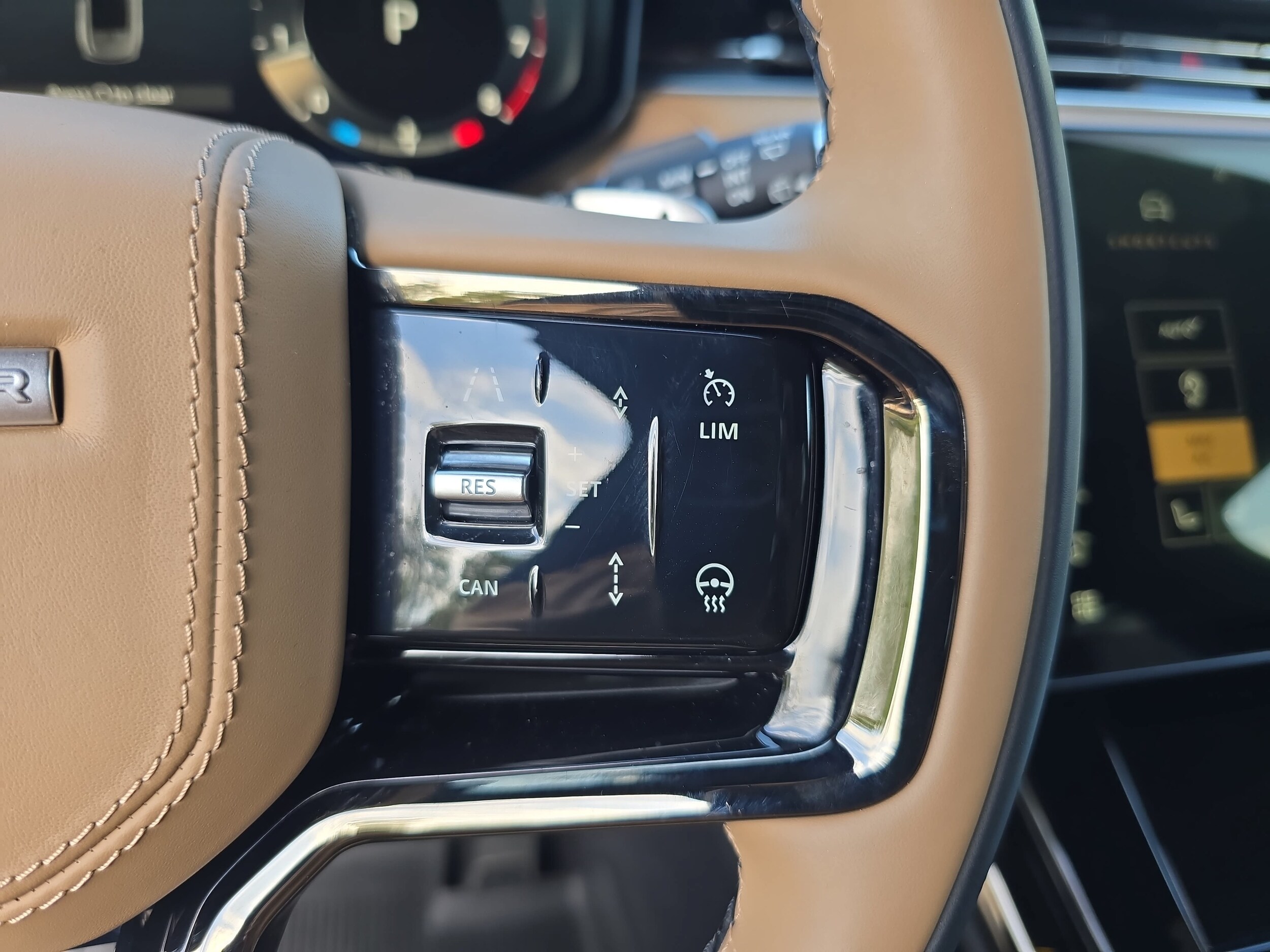 2025 Land Rover Range Rover Sport Dynamic SE - Photo 18