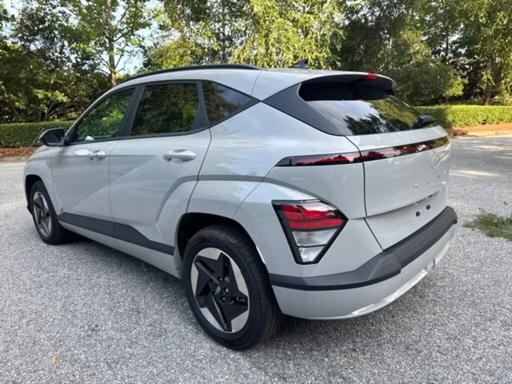 Used 2025 Hyundai Kona Electric SEL SUV