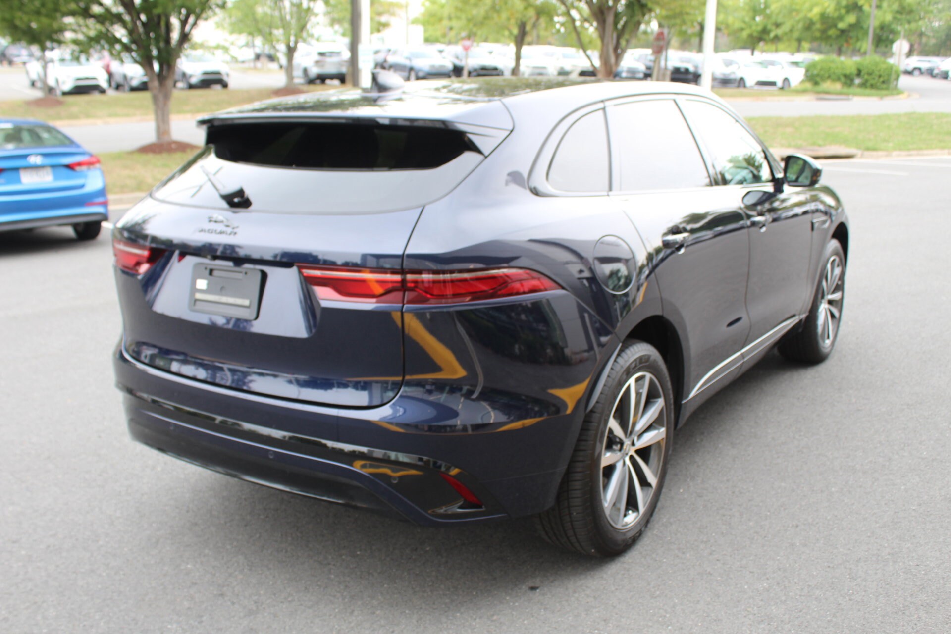 2025 Jaguar F-PACE P250 R-Dynamic S photo 2