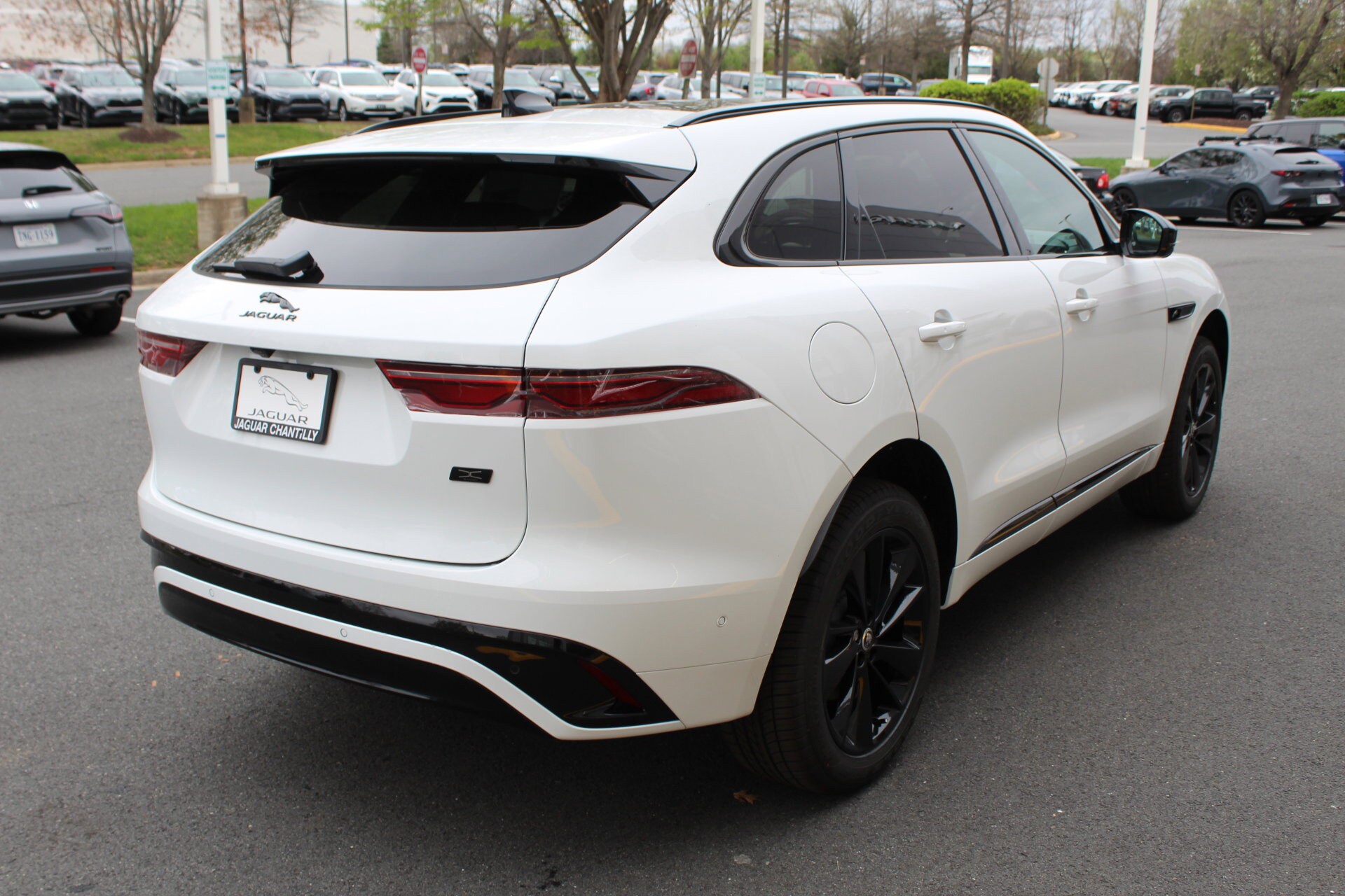 2026 Jaguar F-PACE P250 R-Dynamic S photo 2