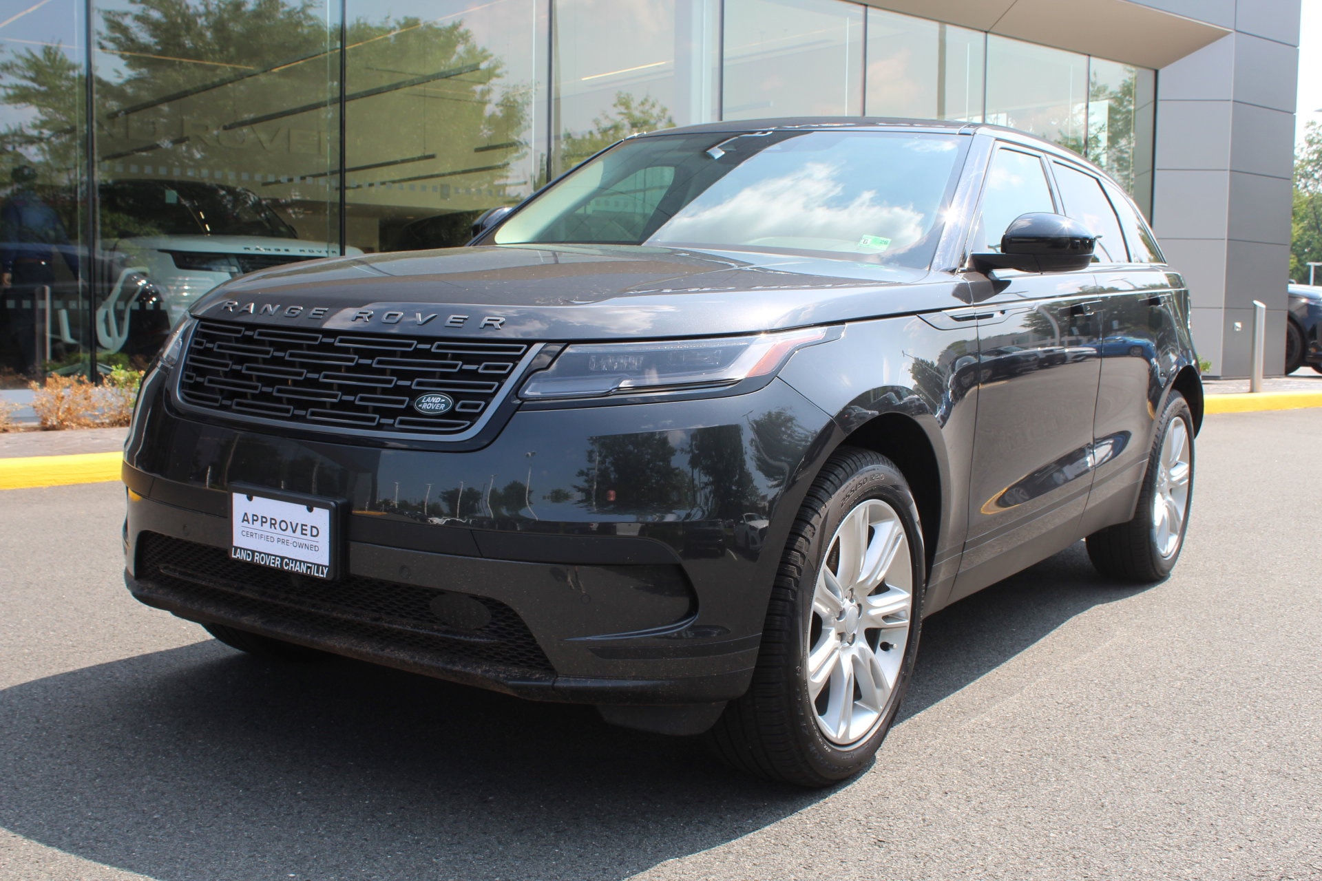 2025 Land Rover Range Rover Velar