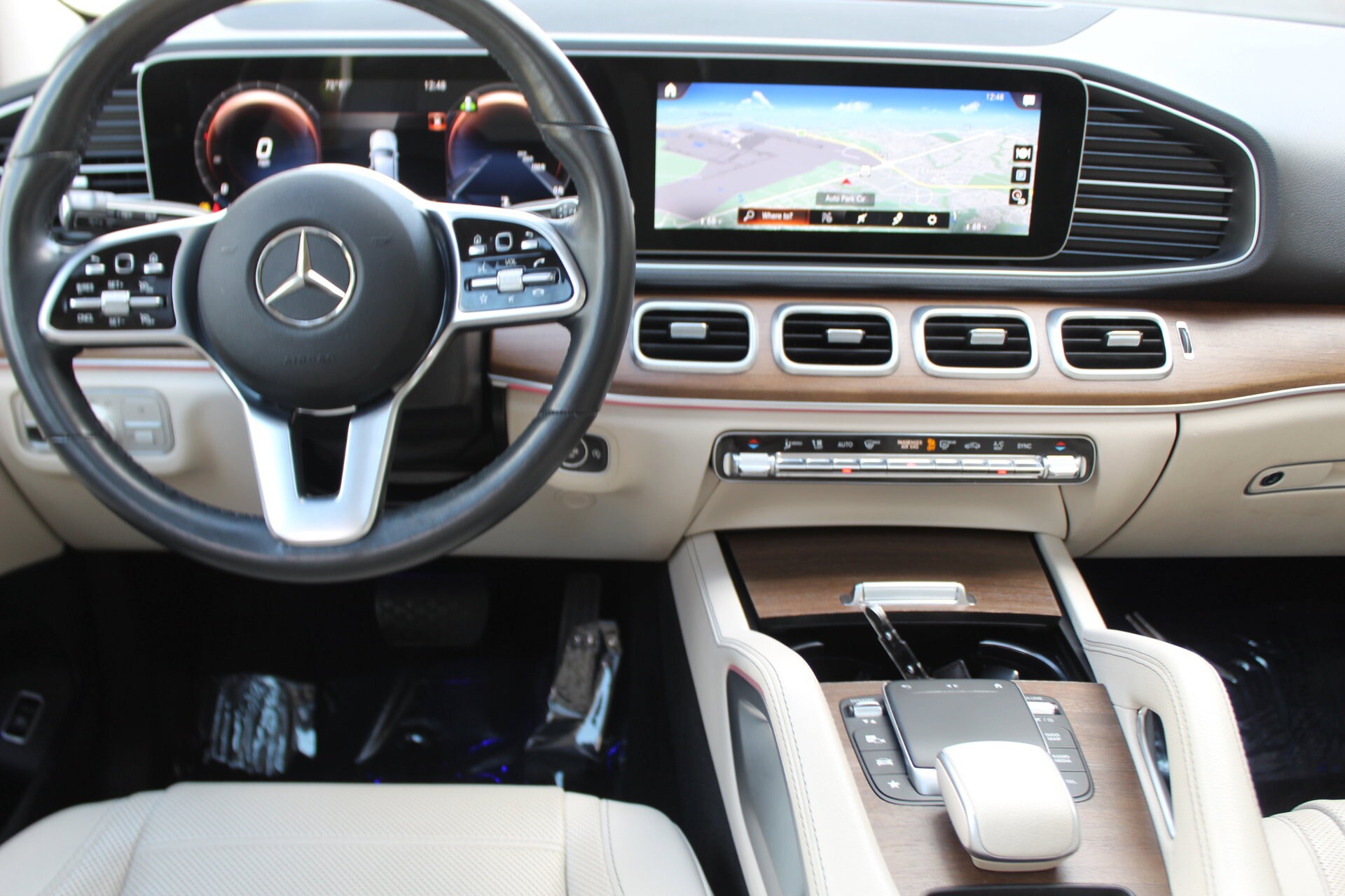 2022 Mercedes Benz GLE 350 4MATIC photo 4