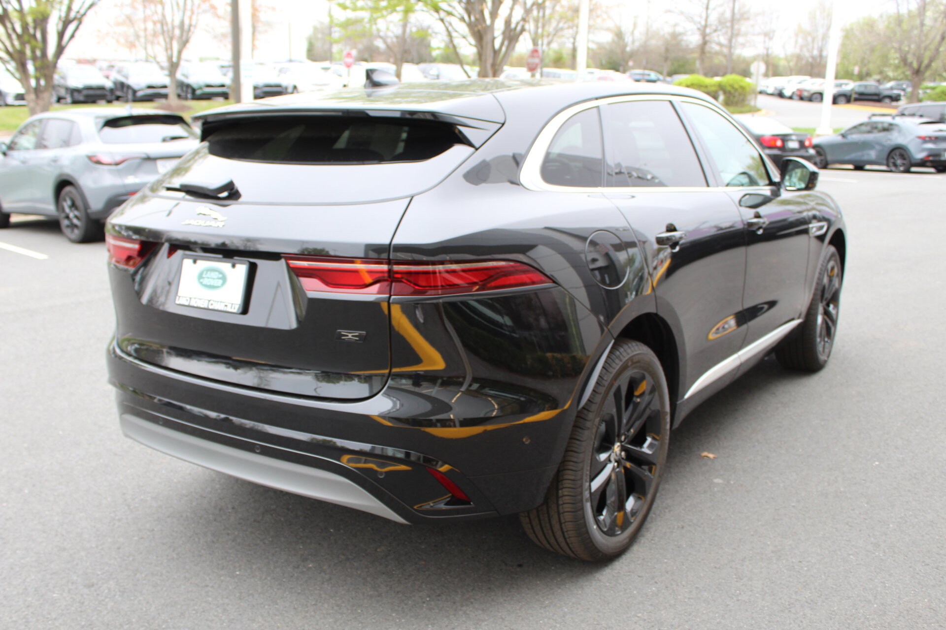 2026 Jaguar F-PACE P250 R-Dynamic S photo 2