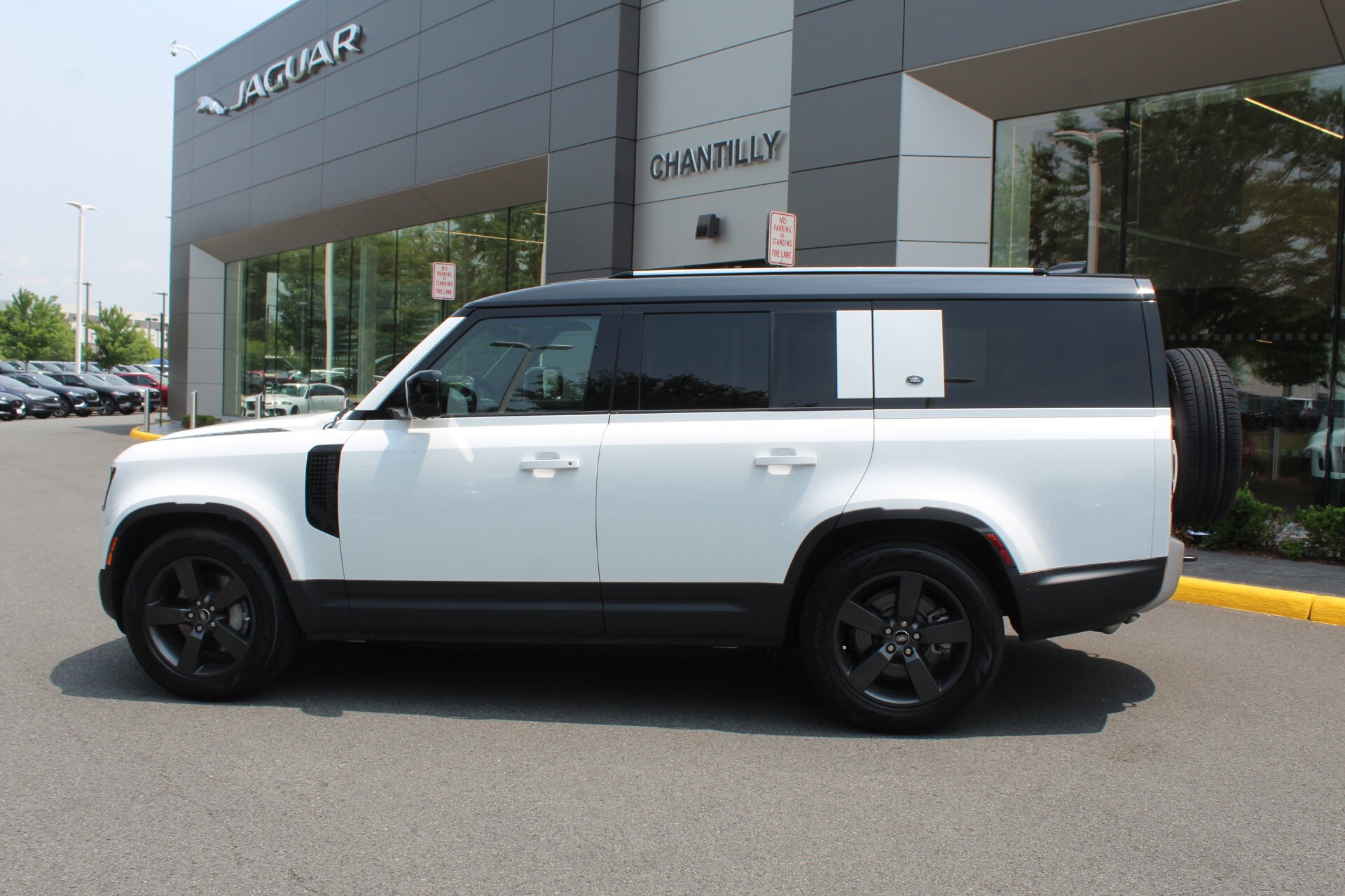 2024 Land Rover Defender S