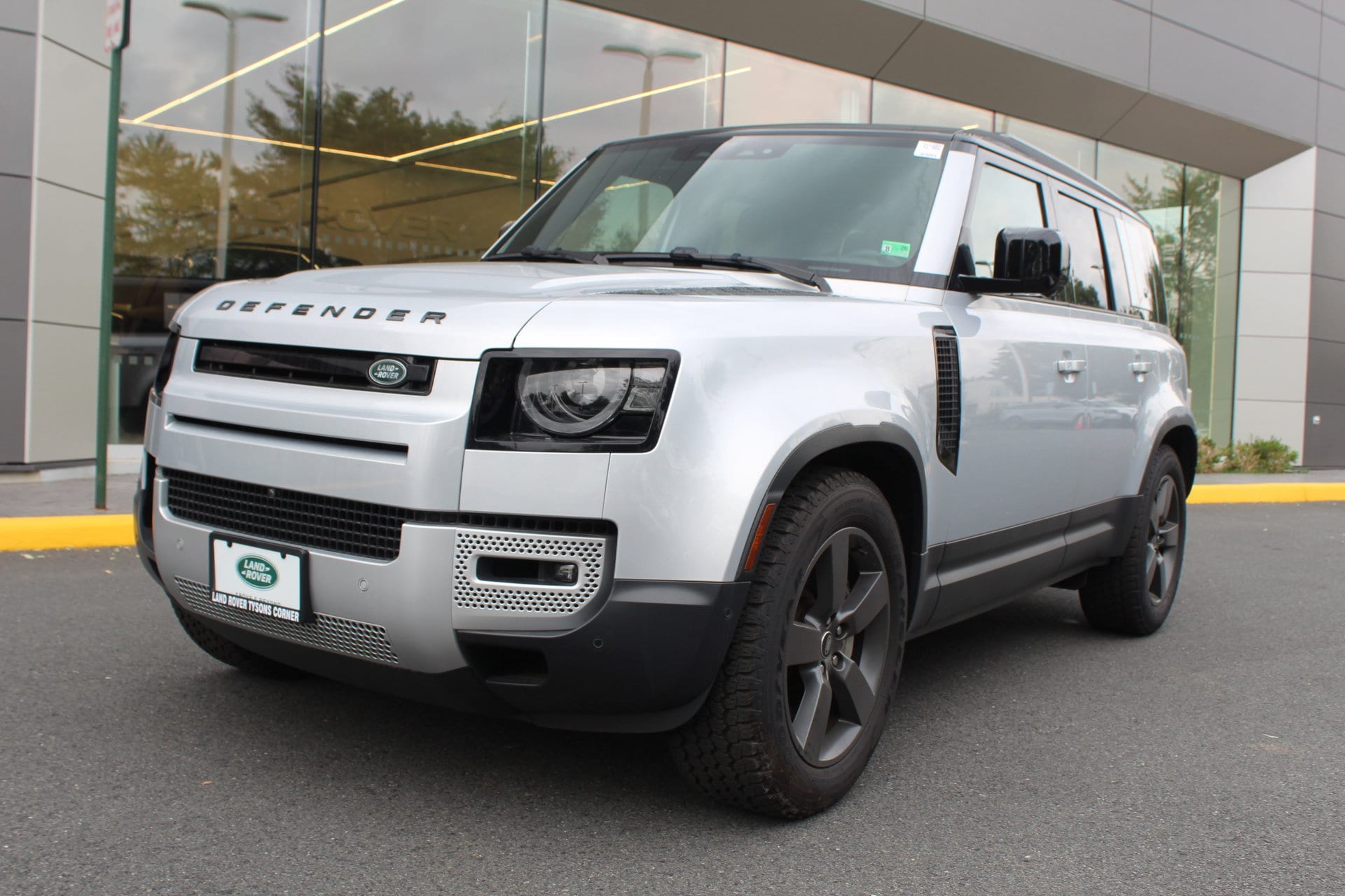 2024 Land Rover Defender
