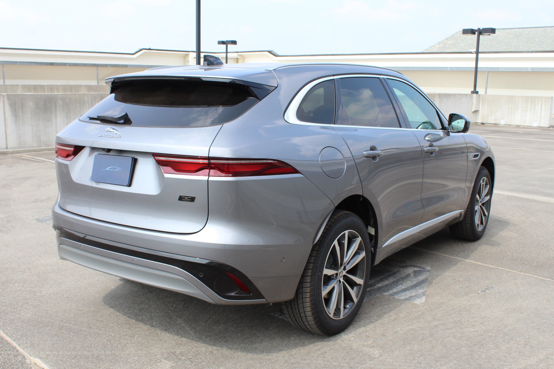 2026 Jaguar F-PACE P250 R-Dynamic S photo 2