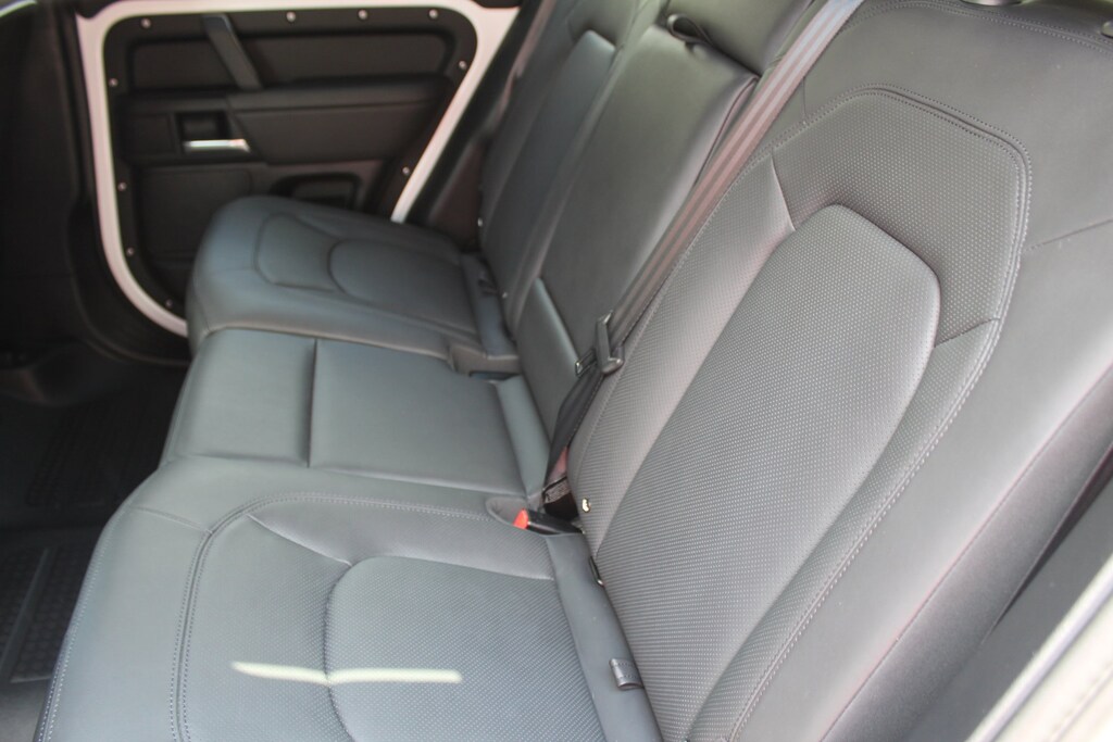 Certified 2025 Land Rover Defender 110 X-Dynamic SE SUV