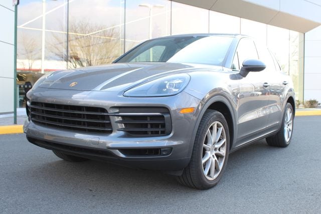 2020 Porsche Cayenne Base's photo