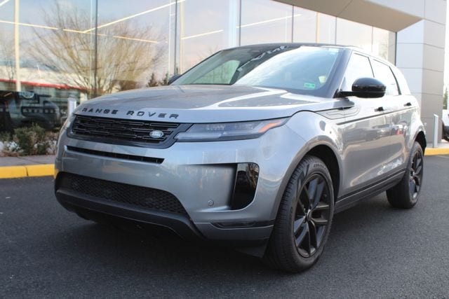 2025 Land Rover Range Rover Evoque S's photo