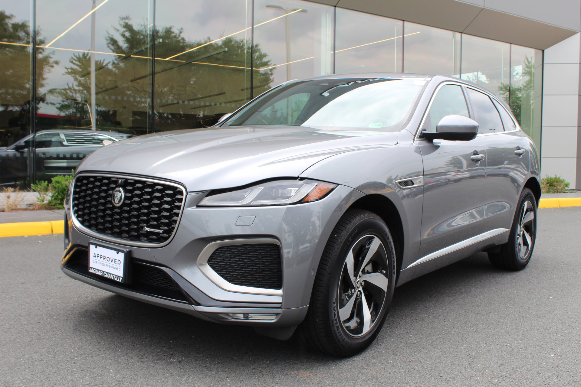 2025 Jaguar F-PACE SUV 