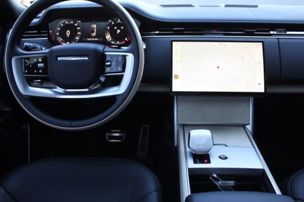 Used 2025 Land Rover Range Rover P615 SV SUV