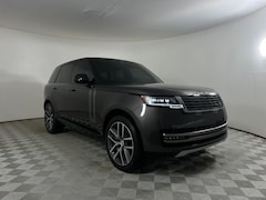 2025 Land Rover Range Rover P550e SE SUV