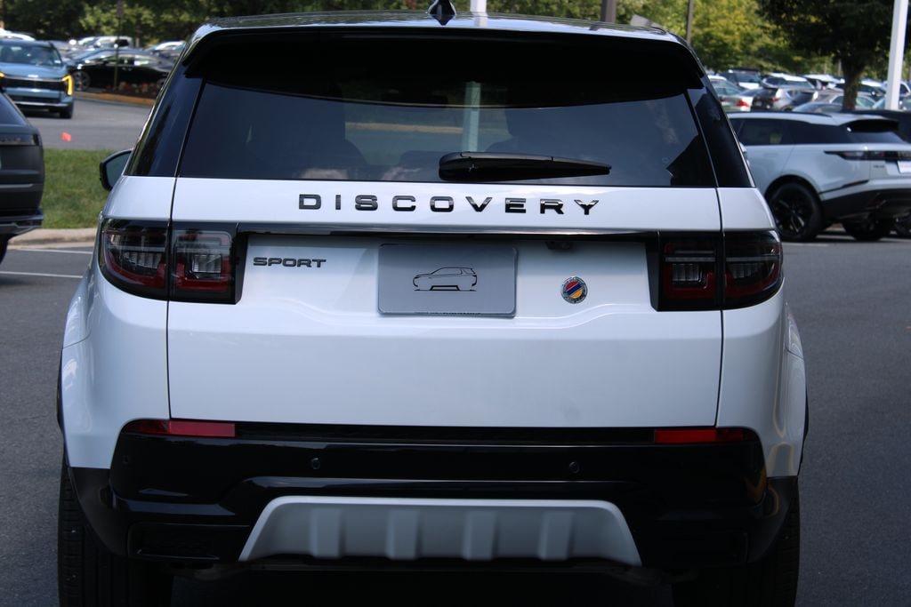 Used 2025 Land Rover Discovery Sport Dynamic SE SUV