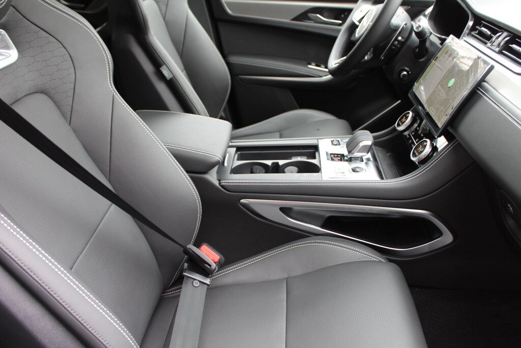 New 2026 Jaguar F-PACE P400 R-Dynamic S SUV