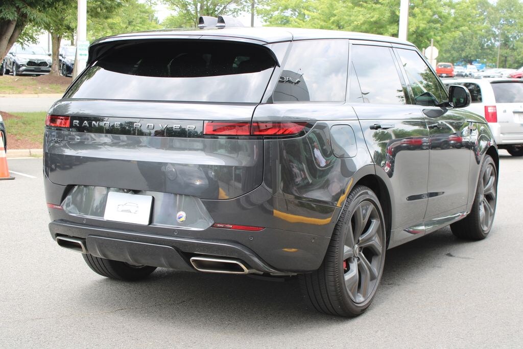 Used 2025 Land Rover Range Rover Sport P400 Dynamic SE SUV