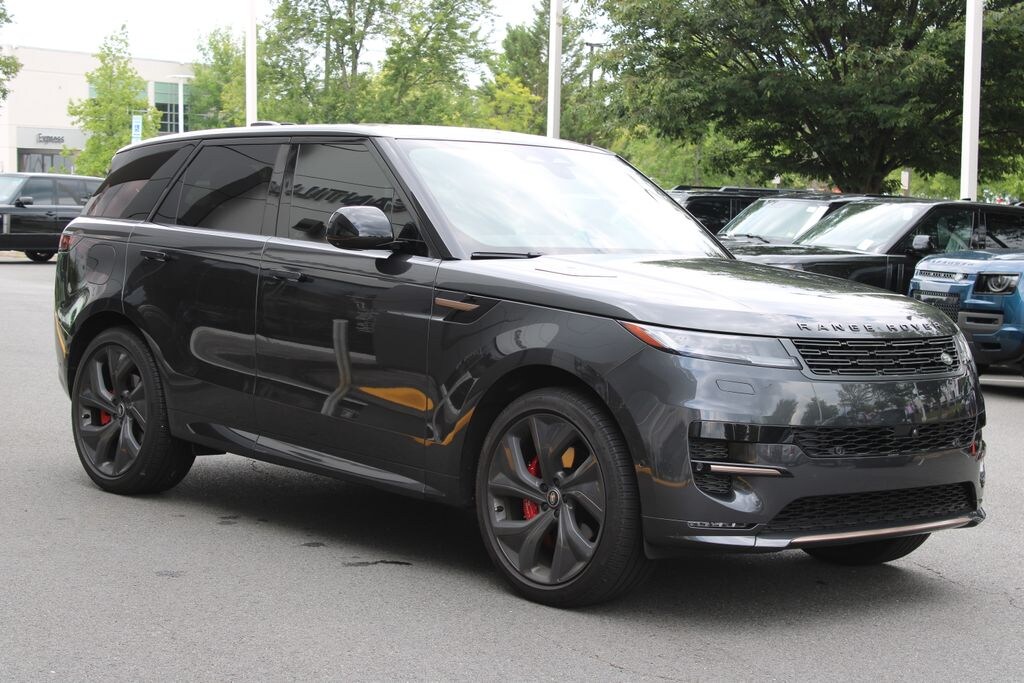 Used 2025 Land Rover Range Rover Sport P400 Dynamic SE SUV