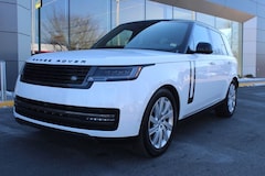 2024 Land Rover Range Rover P400 SE SUV