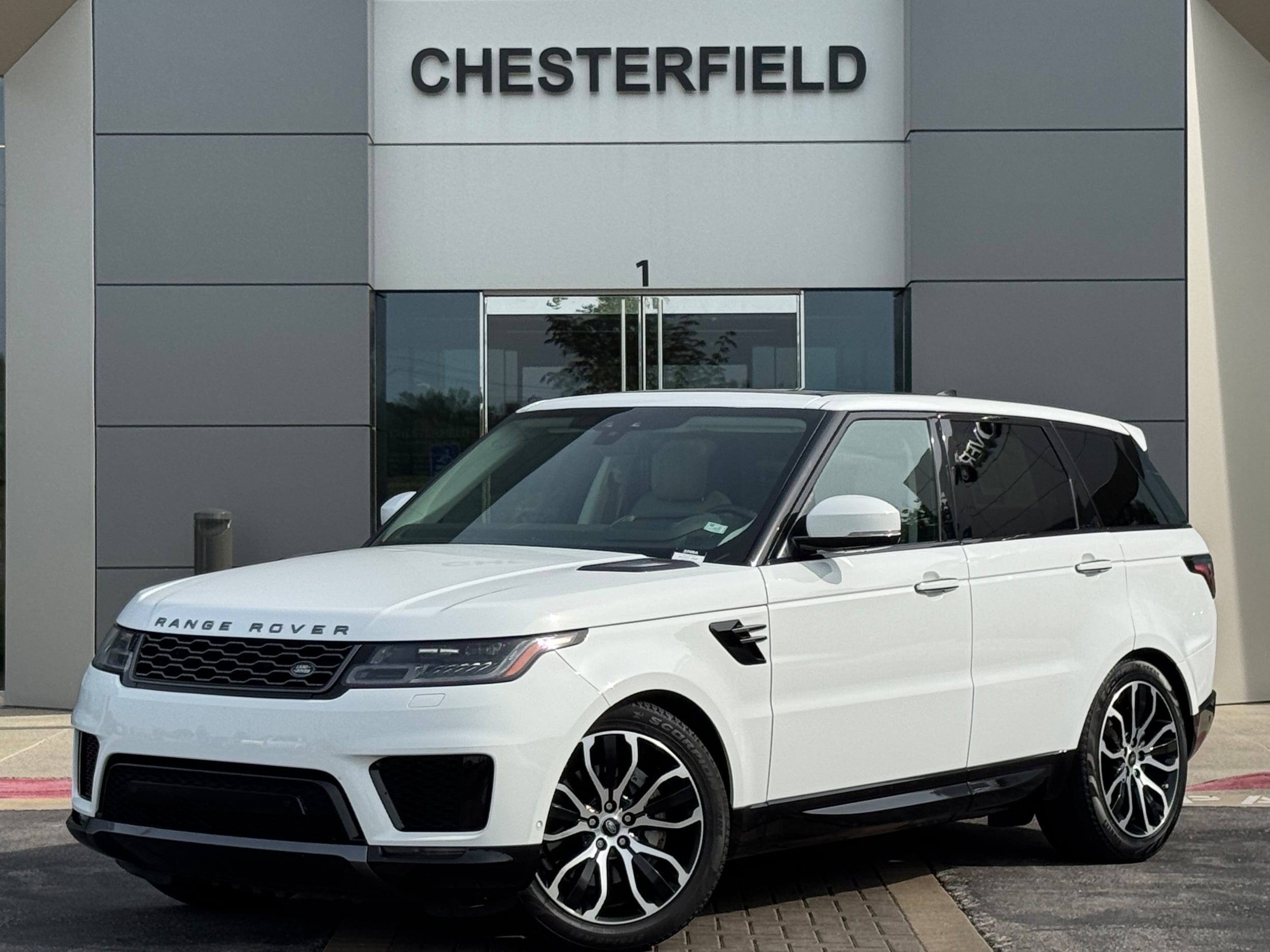 2021 Land Rover Range Rover Sport 3.0 MHEV HSE Silver Edition's photo