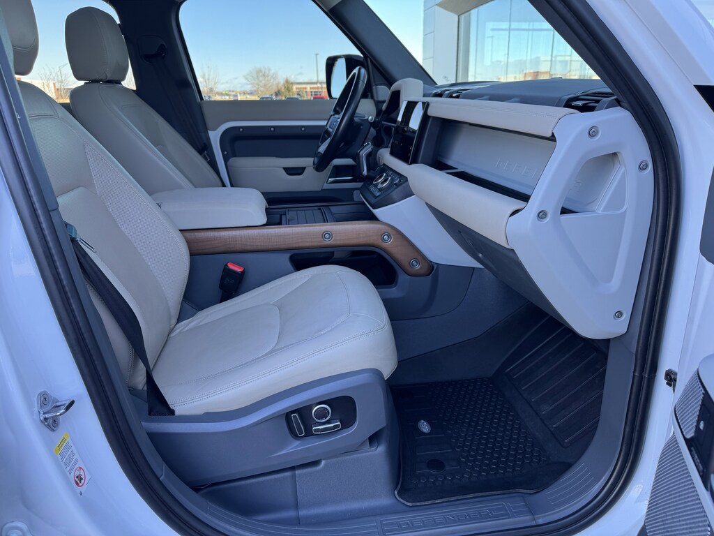 Certified 2023 Land Rover Defender SE SUV