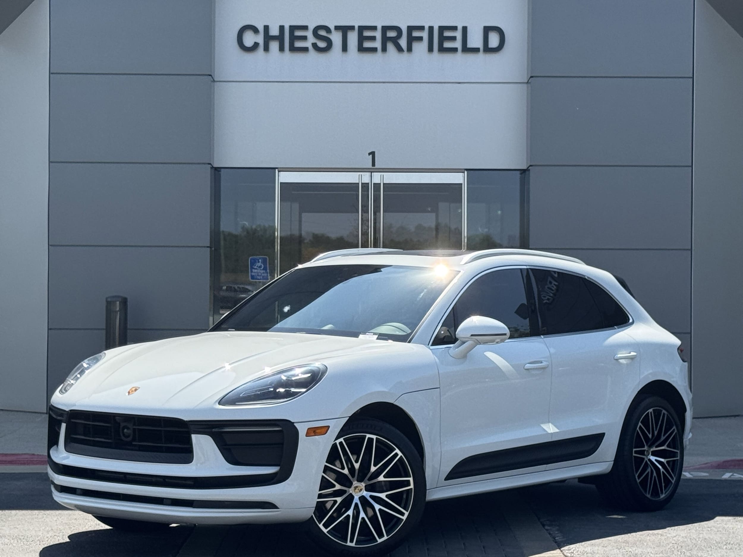 2023 Porsche Macan