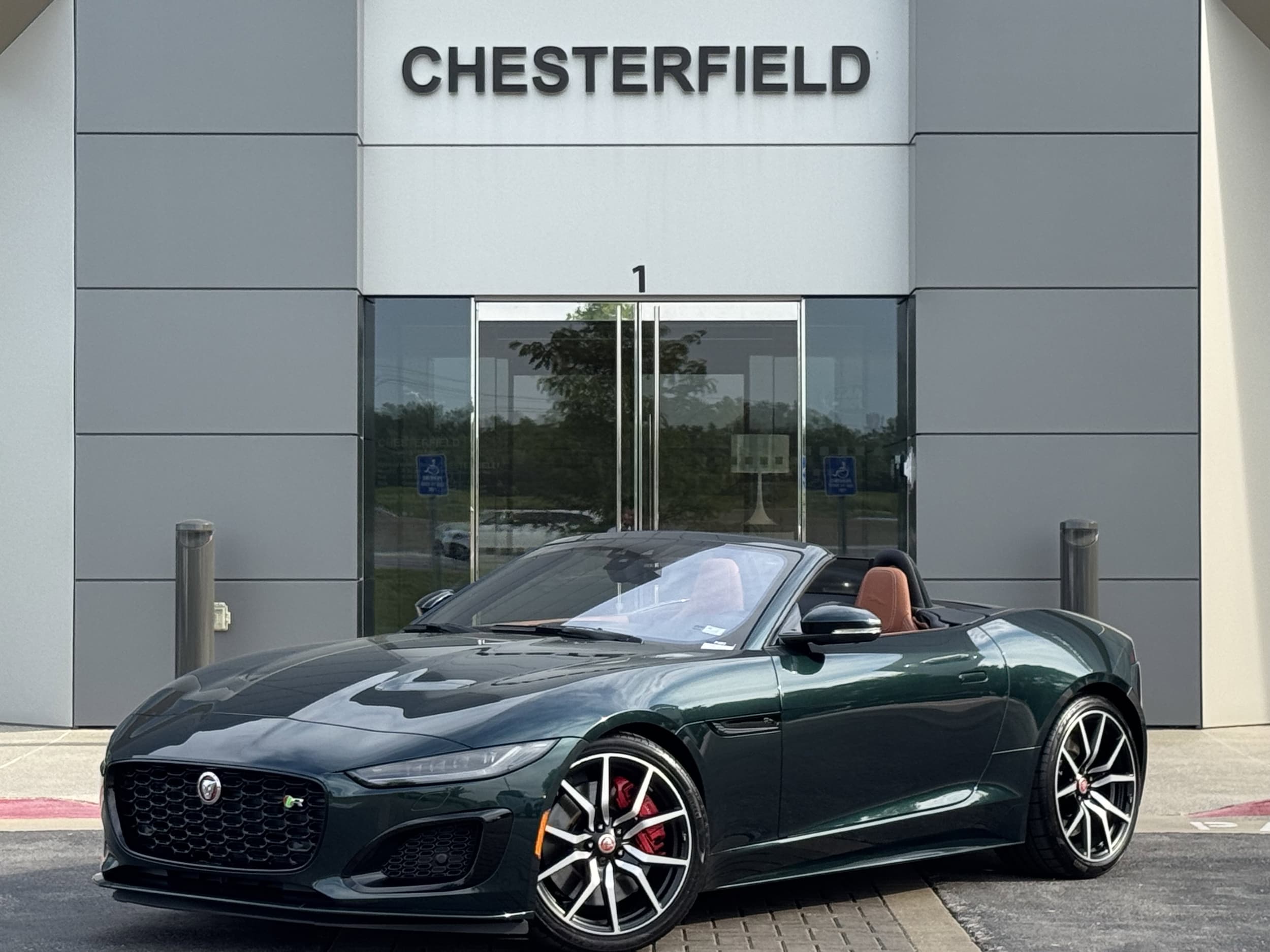2023 Jaguar F-TYPE R Convertible's photo